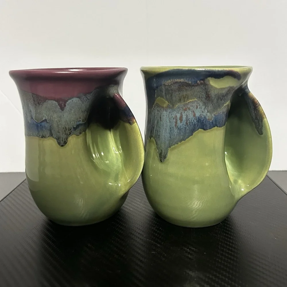 Neher Handmade ceramic mugs with a unique design and vibrant colored glazes - Picture 2 of 9